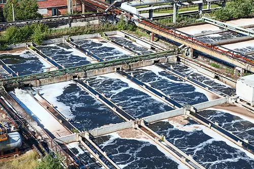 Removing-chemical-and-biological-contaminants-on-sewage-treatment-plant-shutterstock_114116167